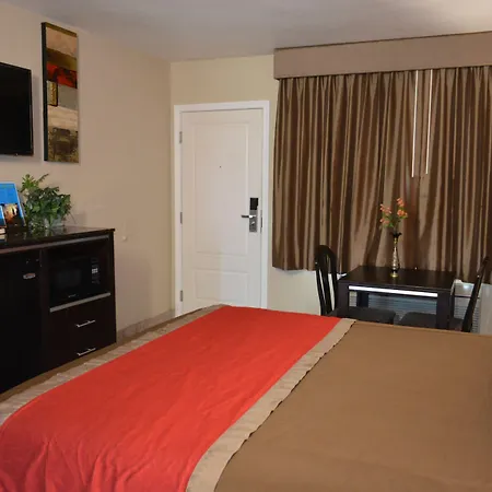 Harbor Inn & Suites Oceanside-2