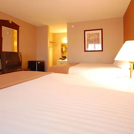Magnuson Hotel Red Baron-2