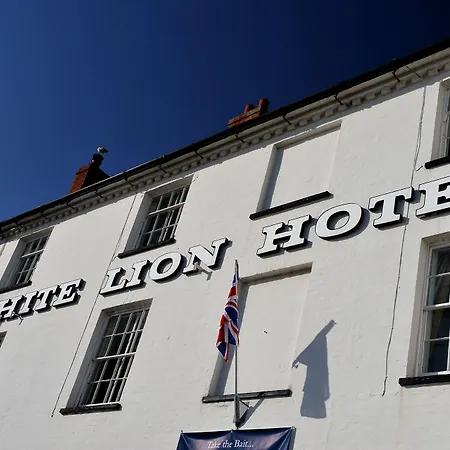 The White Lion Hotel-2