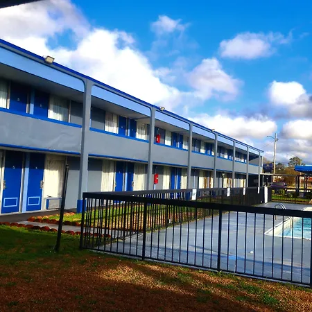 Days Inn By Wyndham Washington-3