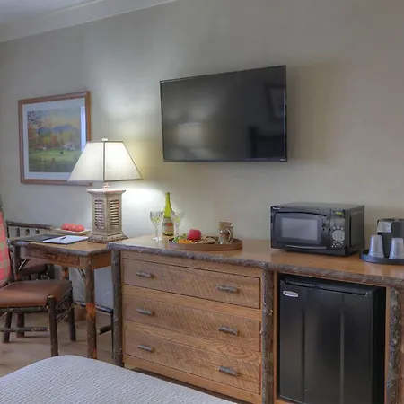 Lodge At Five Oaks Pigeon Forge - Sevierville-2