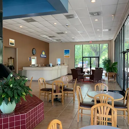 Days Inn By Wyndham St George-3
