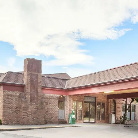 Super 8 By Wyndham Atchison-2