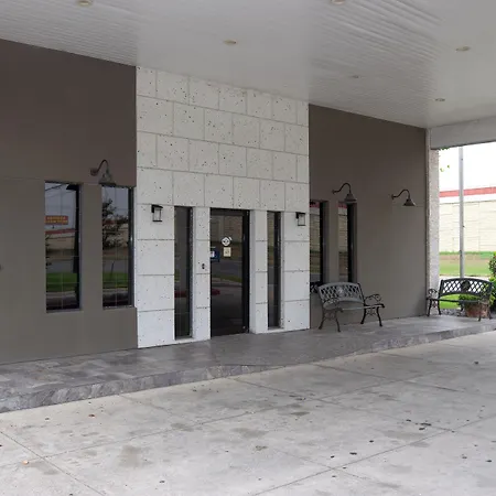 Americas Best Value Inn Harlingen-3
