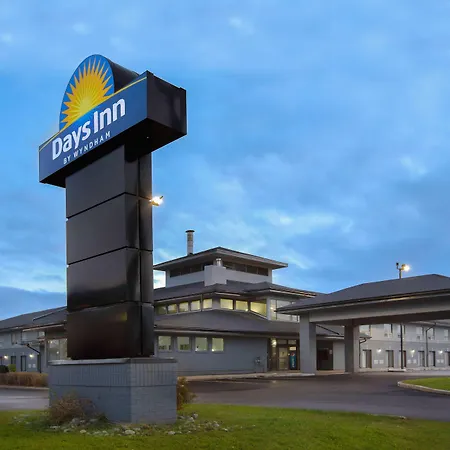 Days Inn By Wyndham Barrie-2