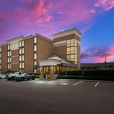 Best Western Hampton Coliseum Inn-2