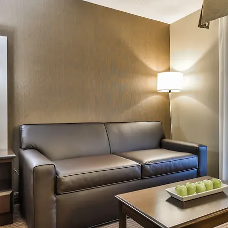 Best Western Plus Leamington Hotel & Conference Centre-3