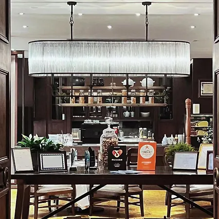 Jinling Hotel-3