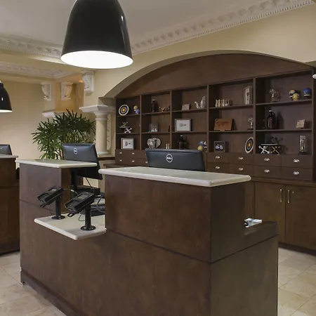 Four Points By Sheraton Suites Tampa Airport Westshore-2