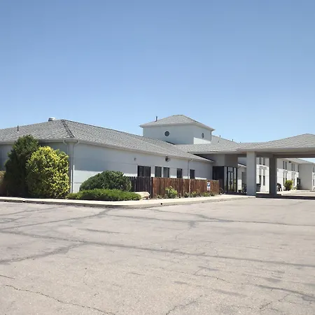 Rodeway Inn & Suites Blanding-3