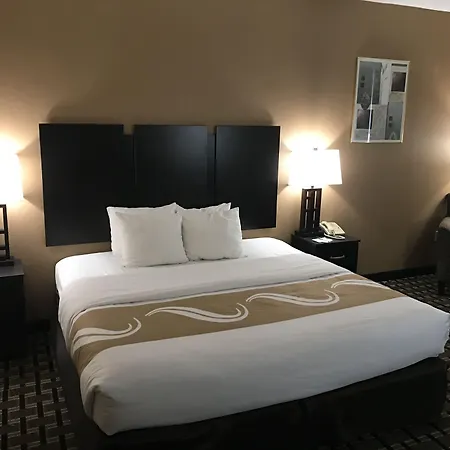 Quality Inn Schenectady - Albany-2