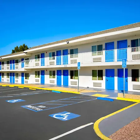 Motel 6 Victorville-2