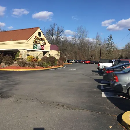 Fairbridge Inn & Suites Poconos-3