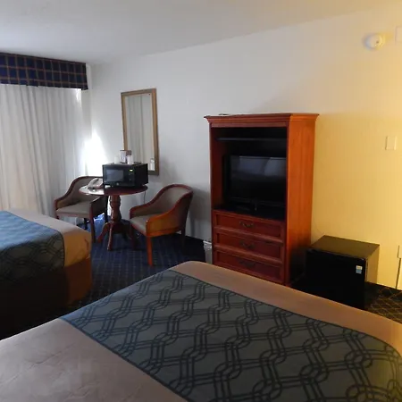 North Miami Beach Gardens Inn & Suites (Adults Only)-2