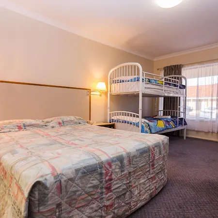 Sleepwell Motel-3