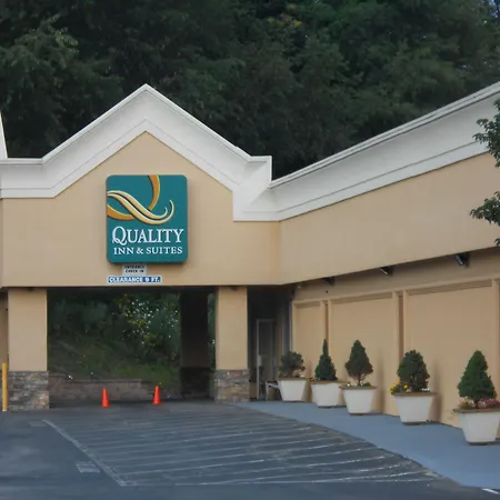 Quality Inn & Suites Indiana South-2