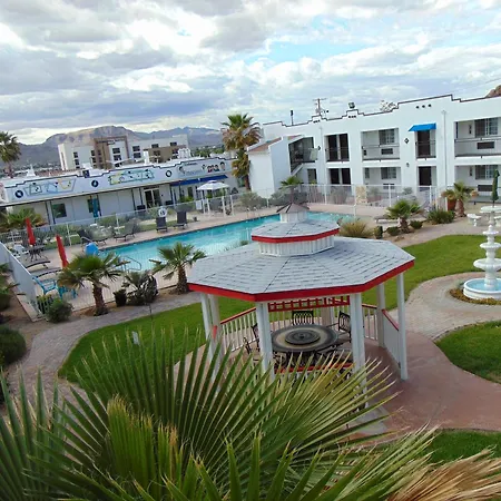 Ramada By Wyndham Kingman-2