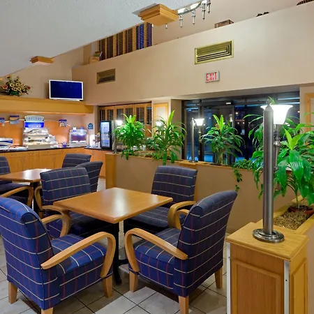 Holiday Inn Express Toronto East, An Ihg Hotel-2