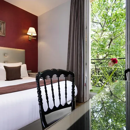 Hotel Plaza Elysees-3