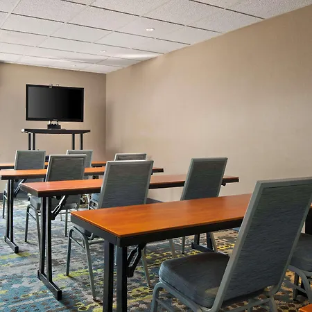 Hampton Inn & Suites Newport News-Airport - Oyster Point Area-2