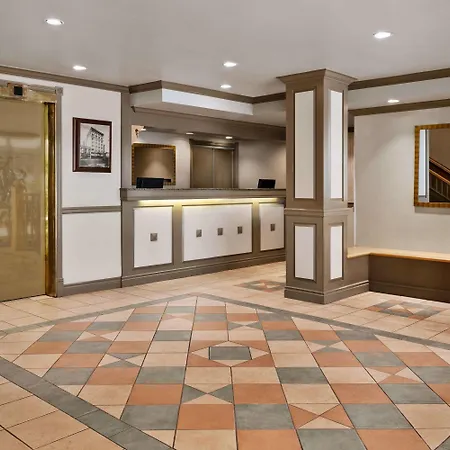 Days Inn By Wyndham Vancouver Downtown-2