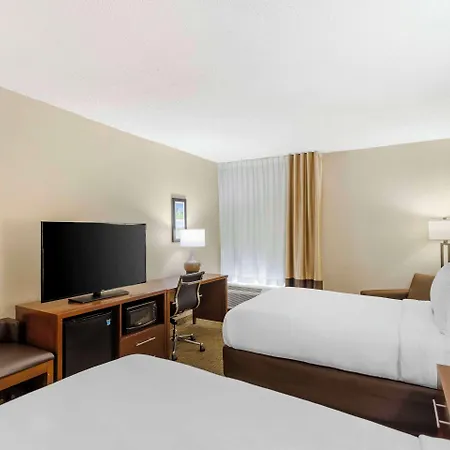 Comfort Inn Meridian - Bonita Lakes-3