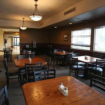 Red Lion Inn & Suites Olympia, Governor Hotel-3
