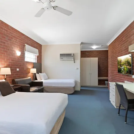 Burke And Wills Motor Inn Swan Hill-3