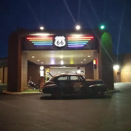 Route 66 Hotel, Southern View, Illinois-3