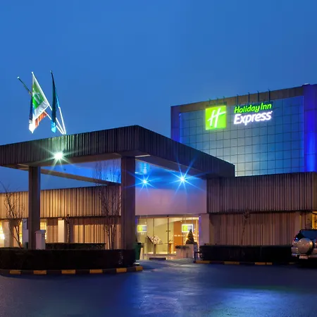 Holiday Inn Express & Suites Ghent By Ihg-2