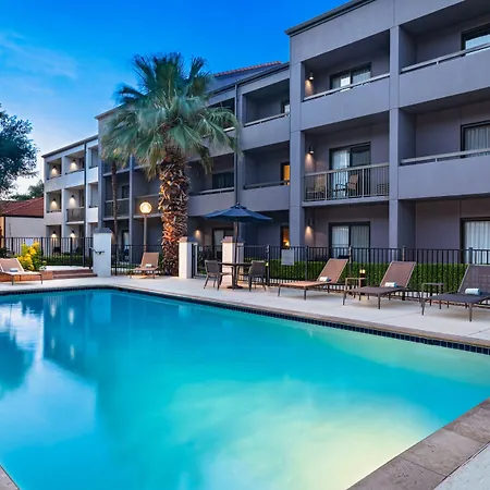 Courtyard By Marriott San Antonio Downtown-3