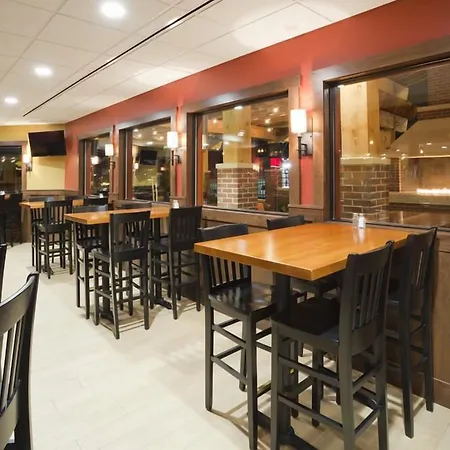 Best Western Plus New Ulm-3