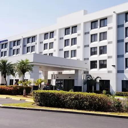 Holiday Inn Express & Suites Miami - Hialeah By Ihg-2