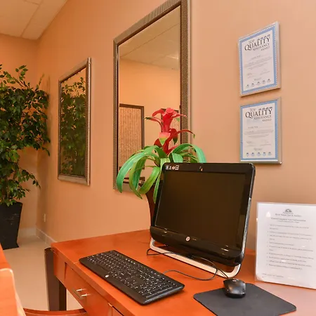 Americas Best Value Inn And Suites Victoria-3