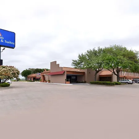 Americas Best Value Inn And Suites Victoria-2