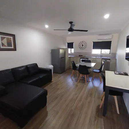 Cascade Motel In Townsville-2