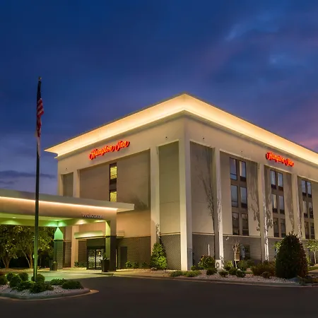 Hampton Inn Goldsboro-3