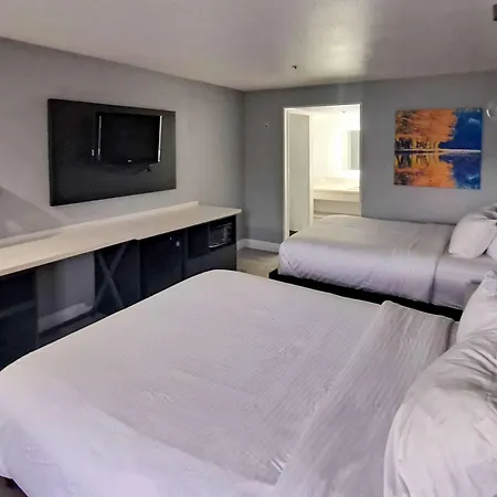 Clarion Pointe El Cajon San Diego East-3