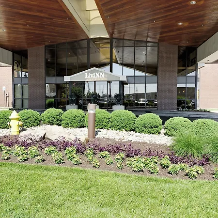 Livinn Hotel Cincinnati North/ Sharonville-3