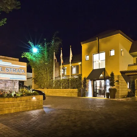 Hotel Strata-3