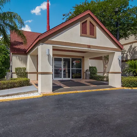 Red Roof Inn & Suites Brunswick I-95-3