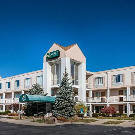 Quality Inn Holland - Toledo-2