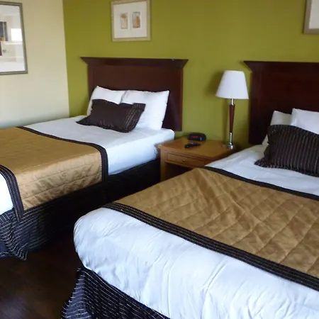 Days Inn By Wyndham San Antonio Alamo/Riverwalk-2