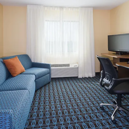 Fairfield Inn & Suites Lexington Keeneland Airport-2