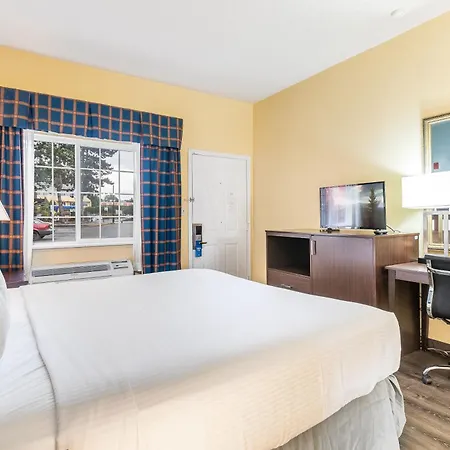 Days Inn By Wyndham Federal Way-3