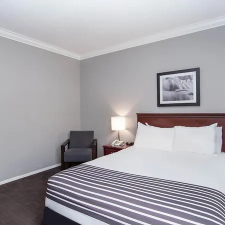 Sandman Inn Kamloops-3