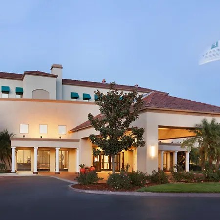 Embassy Suites By Hilton Temecula Valley Wine Country-2