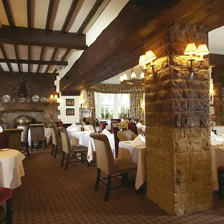 Macdonald Bear Hotel-3