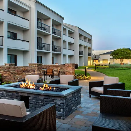 Courtyard By Marriott Silver Spring North/White Oak-3
