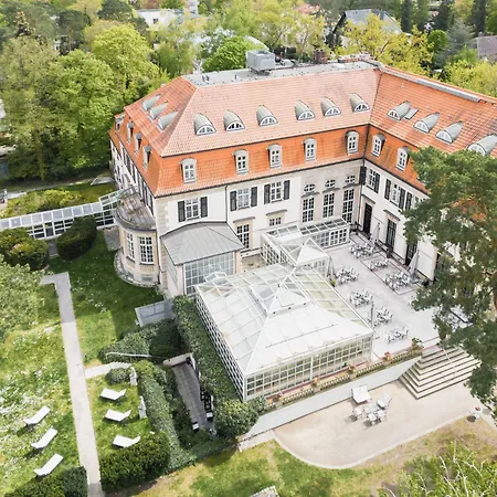 Schlosshotel Berlin-2